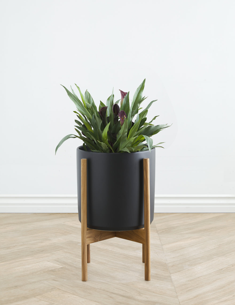 Ceramic Planter Pot + Teak Stand - Black - Image 2