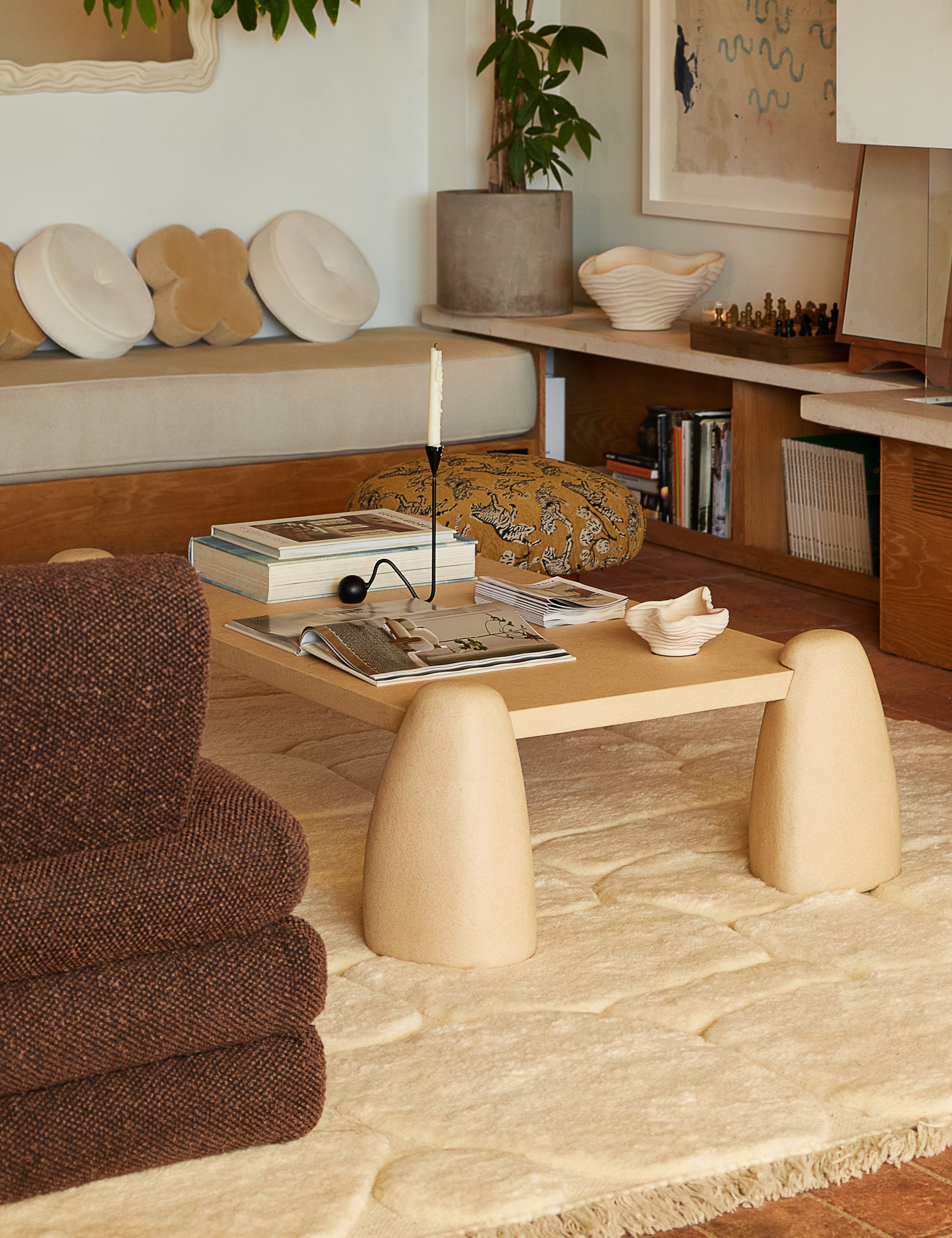 Decorative objects styled in an interior